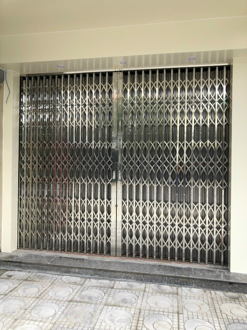 cửa xếp Inox 3